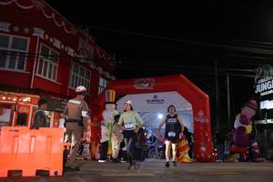 BIB: 
                            <button type="button" onclick="openModal(26257897)" class="btn btn-primary btn-sm float-right btn-popup" data-toggle="modal" data-target=".modal-high-quality">
                        <i class="fas fa-shopping-cart"></i> Add to Cart
                    </button>
                                            <button type="button" onclick="isThisMe(26257897, true)" class="btn btn-success btn-sm float-right btn-popup btn-isme hidden" data-toggle="tooltip" data-placement="bottom" title="นี่คือรูปของคุณใช่ไหม คลิกที่นี่เพื่อเอาเข้าอัลบั้ม">
                        <i class="fas fa-plus"></i> Add to album
                    </button>
                    <button type="button" onclick="isThisMe(26257897, false)" class="btn btn-warning btn-sm float-right btn-popup btn-isnotme hidden">
                        <i class="fas fa-ban"></i> Remove from album
                    </button>